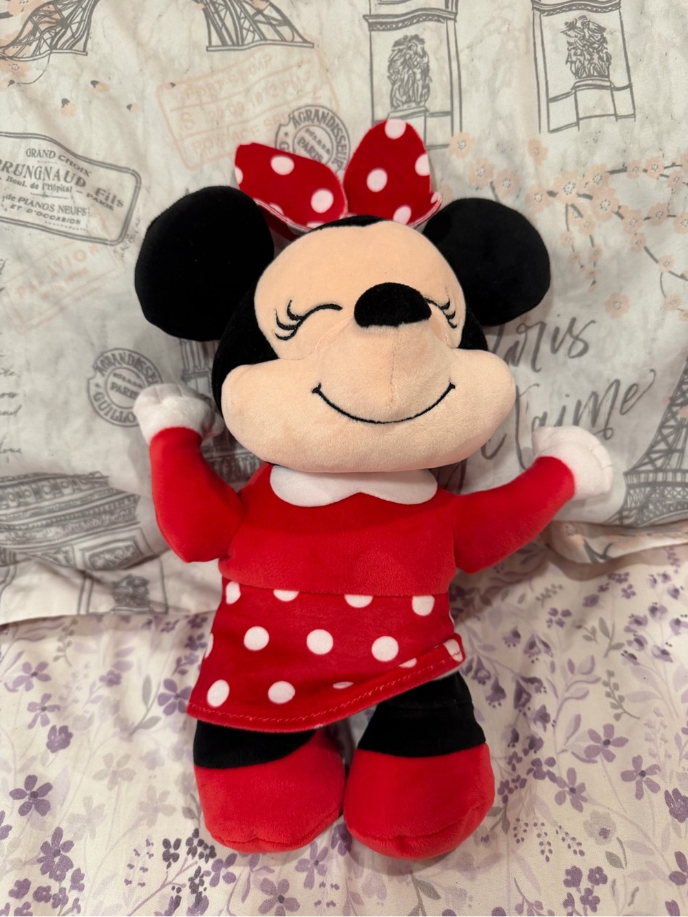⭐️4/$25.⭐️ Disney Minnie Mouse Plush - Red, White, Black Polka Dot Dress